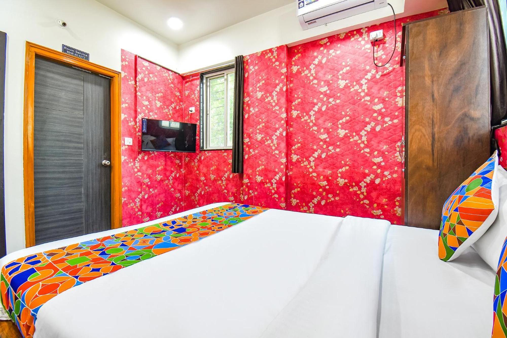 Fabhotel Skylight Studio Rooms - Nr Mcf Camp Pune Eksteriør billede